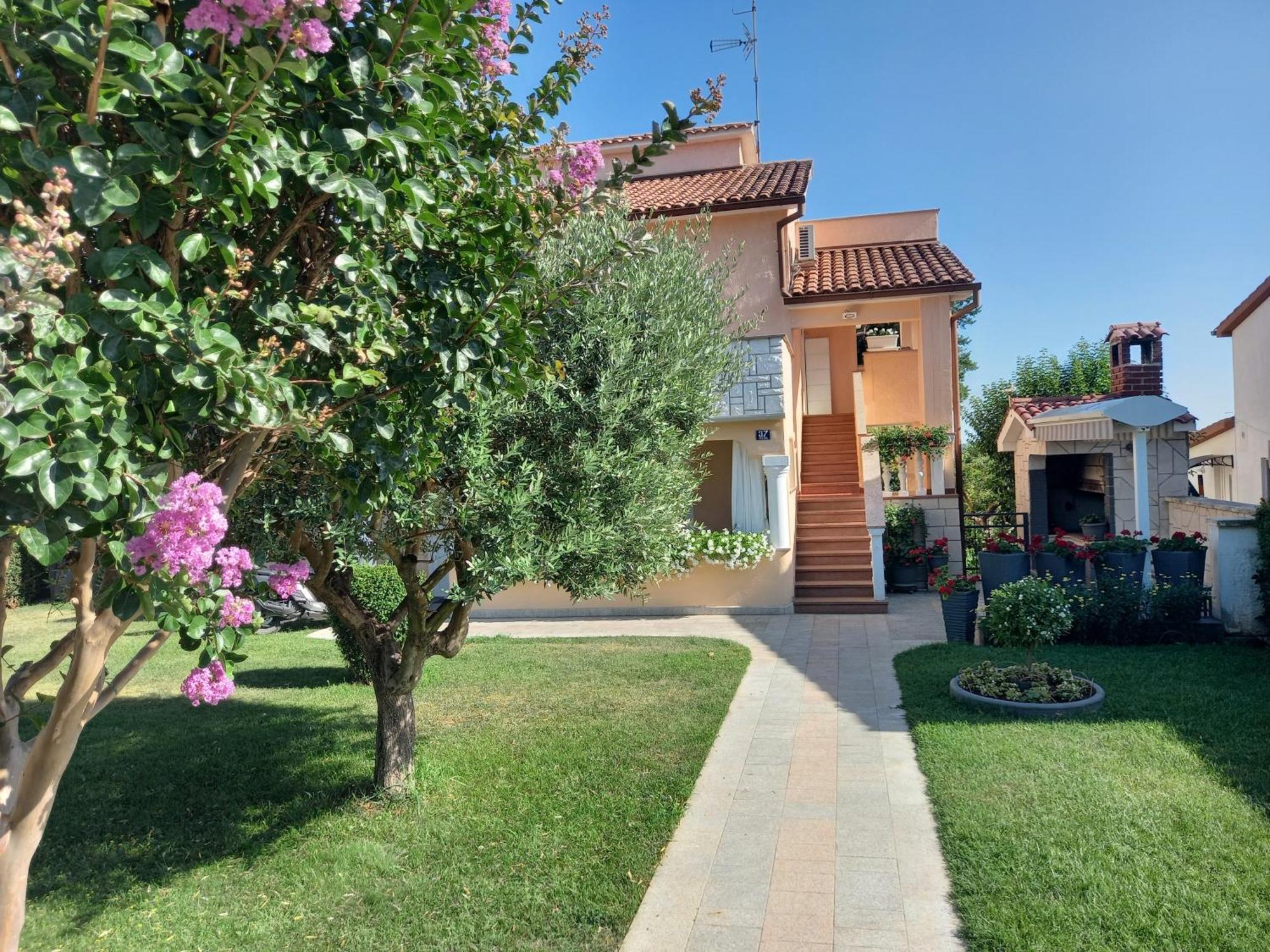 Apartment Vesna Porec Bagian luar foto