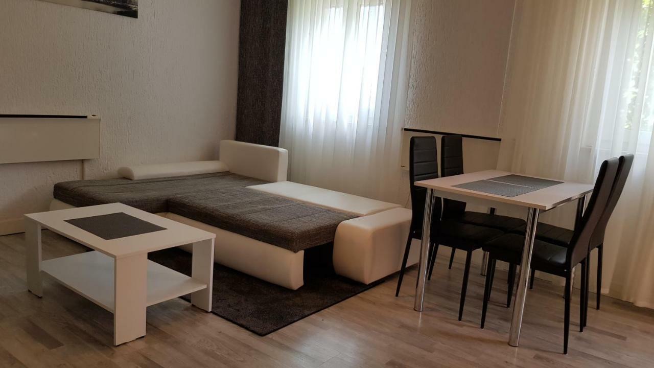 Apartment Vesna Porec Bagian luar foto