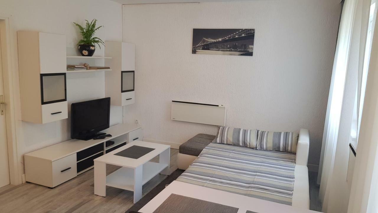 Apartment Vesna Porec Bagian luar foto