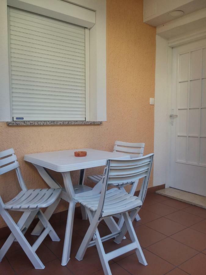 Apartment Vesna Porec Bagian luar foto